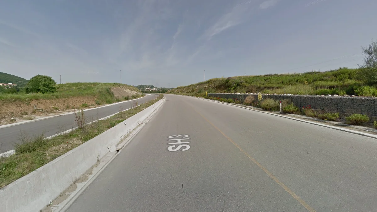 綠化分隔高速公路