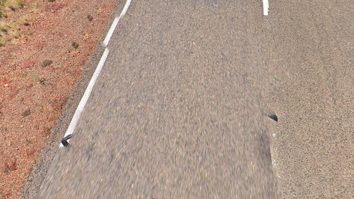 巴克利公路車左側電線