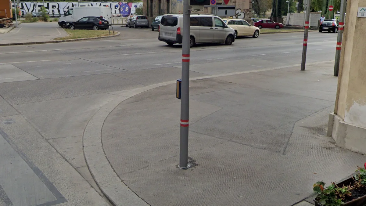 維也納因斯布魯克紅白膠帶