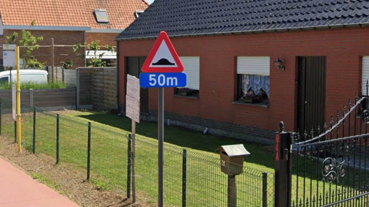 警告標誌邊框差異