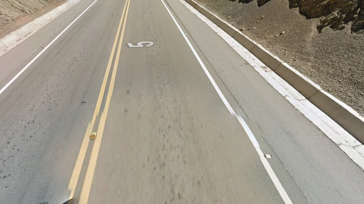 玻利維亞多樣車道線