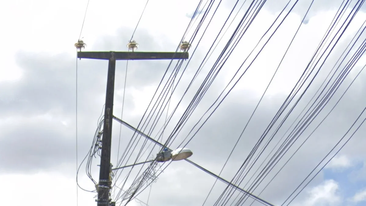 塞阿拉/朗多尼亞不對稱橫桿