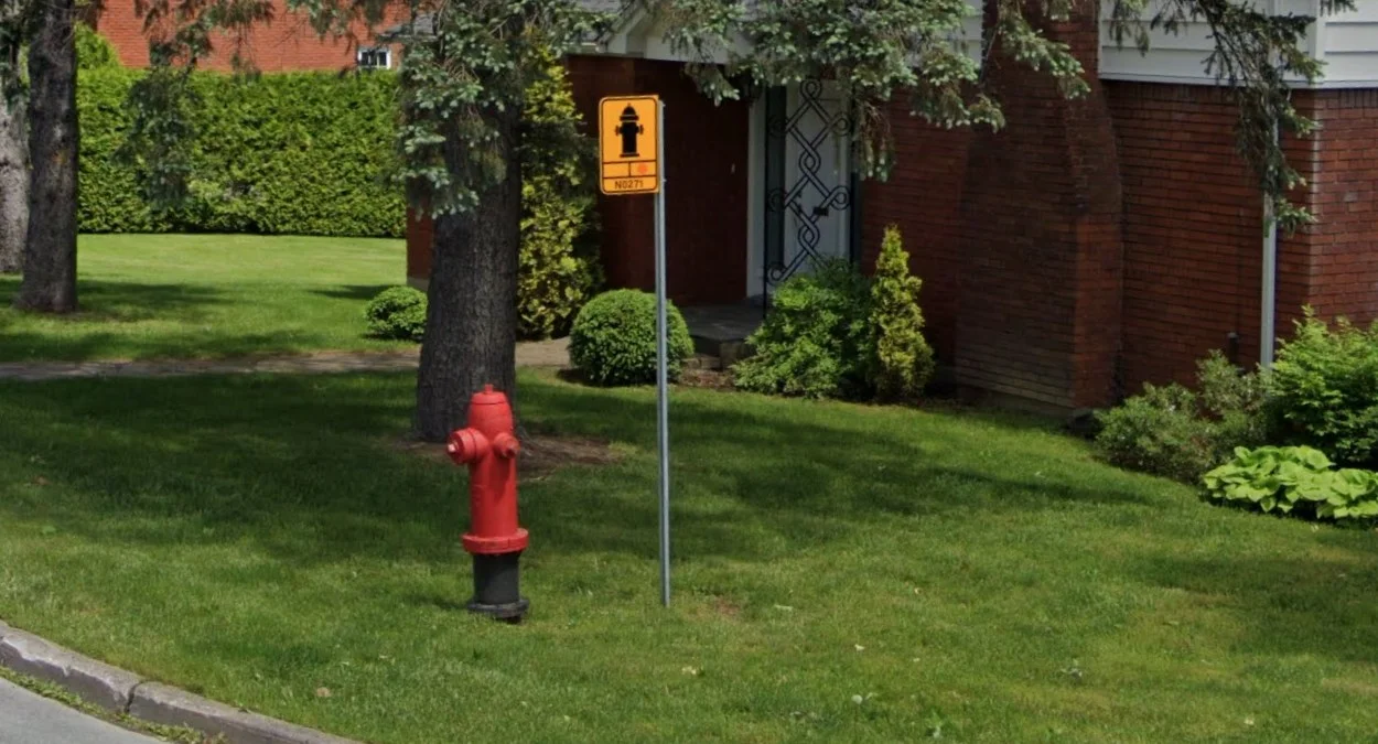 魁北克省黃色消防栓標誌