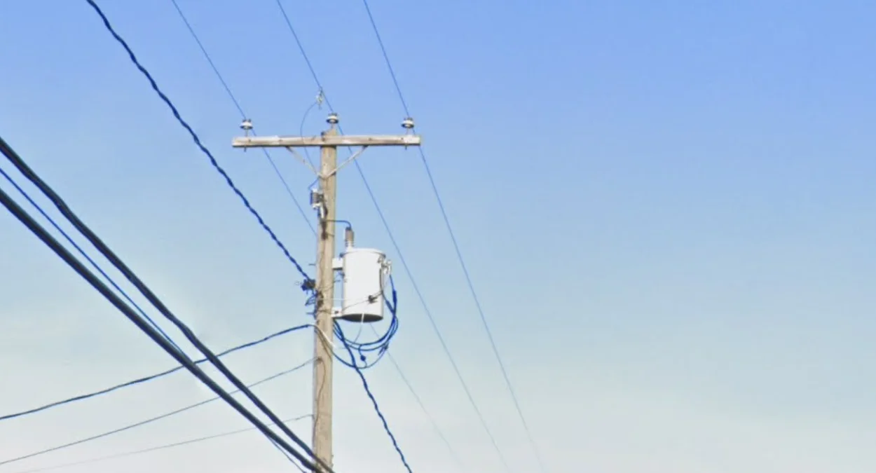 變壓器面向道路的省份