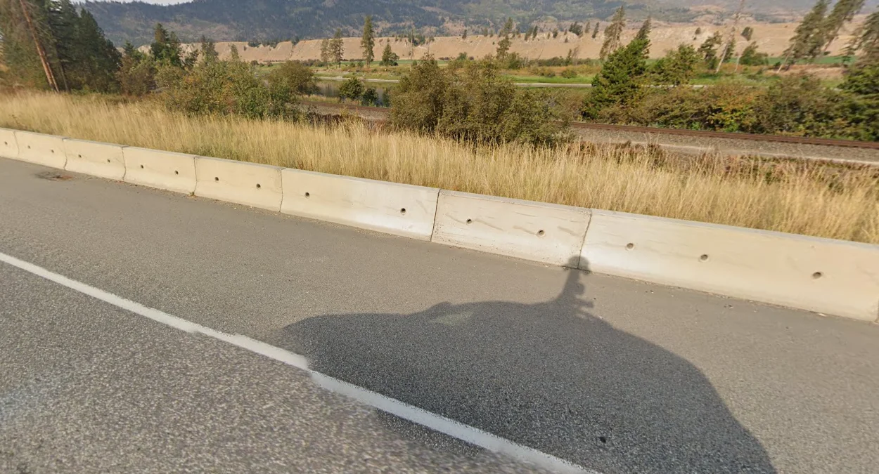 卑詩省主要使用混凝土護欄