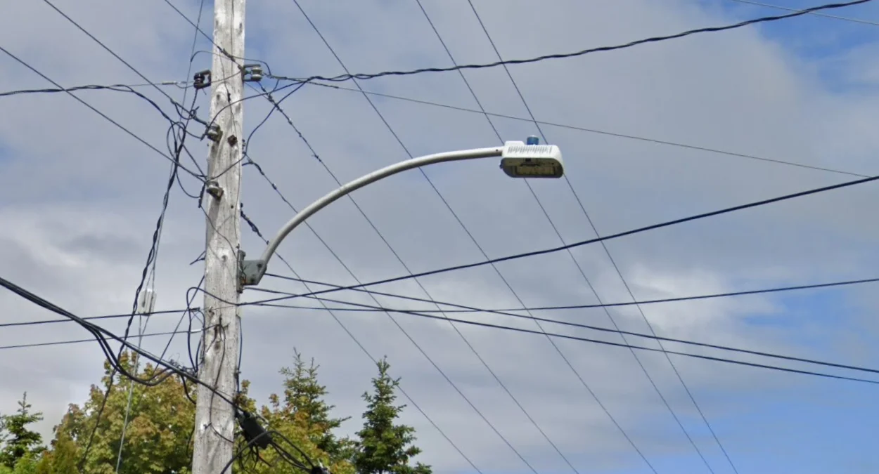 新斯科細亞省短彎路燈臂