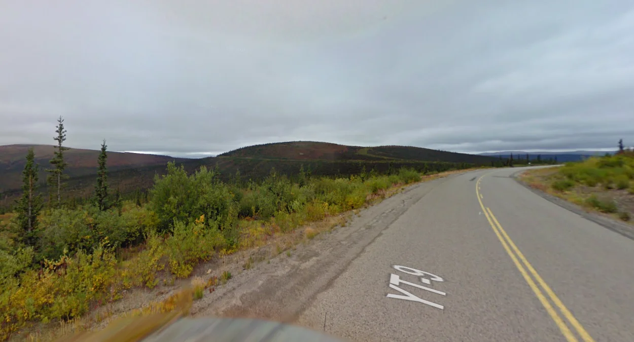 育空世界之巔公路