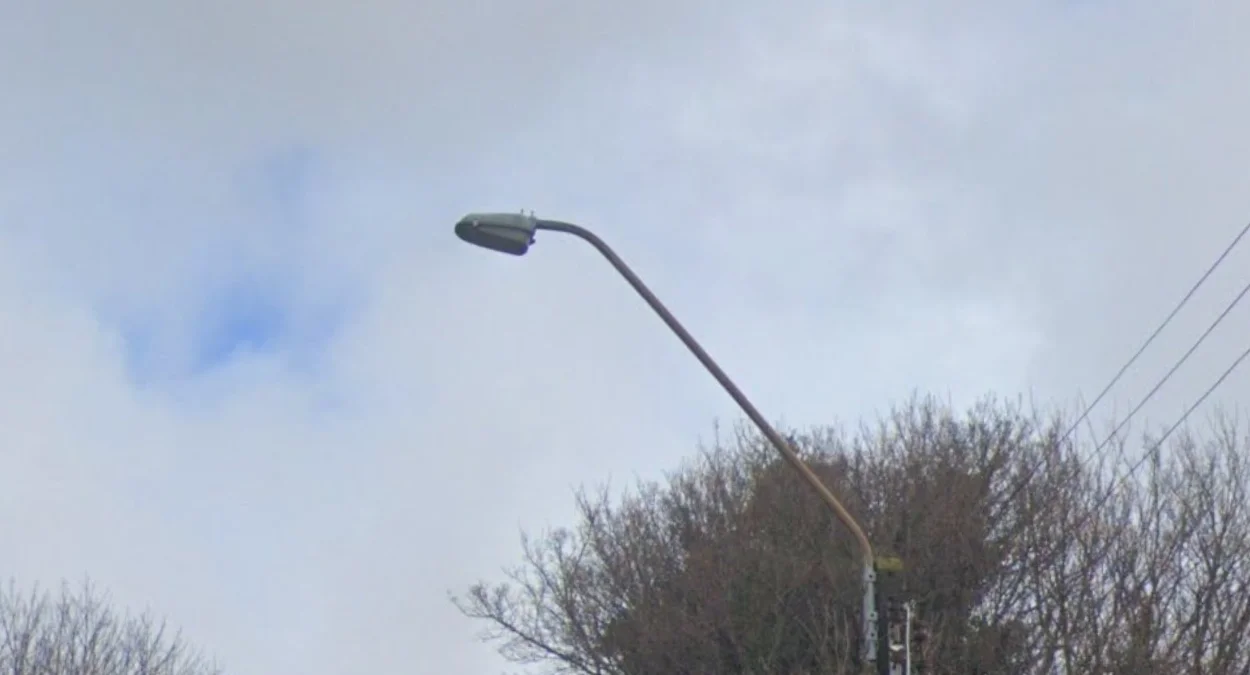 蒙特港與特木科銀灰燈