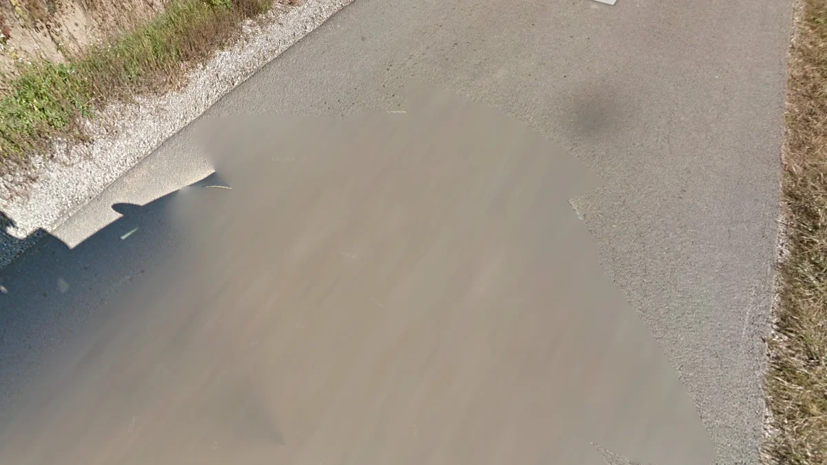 三代車模糊車尾與後照鏡