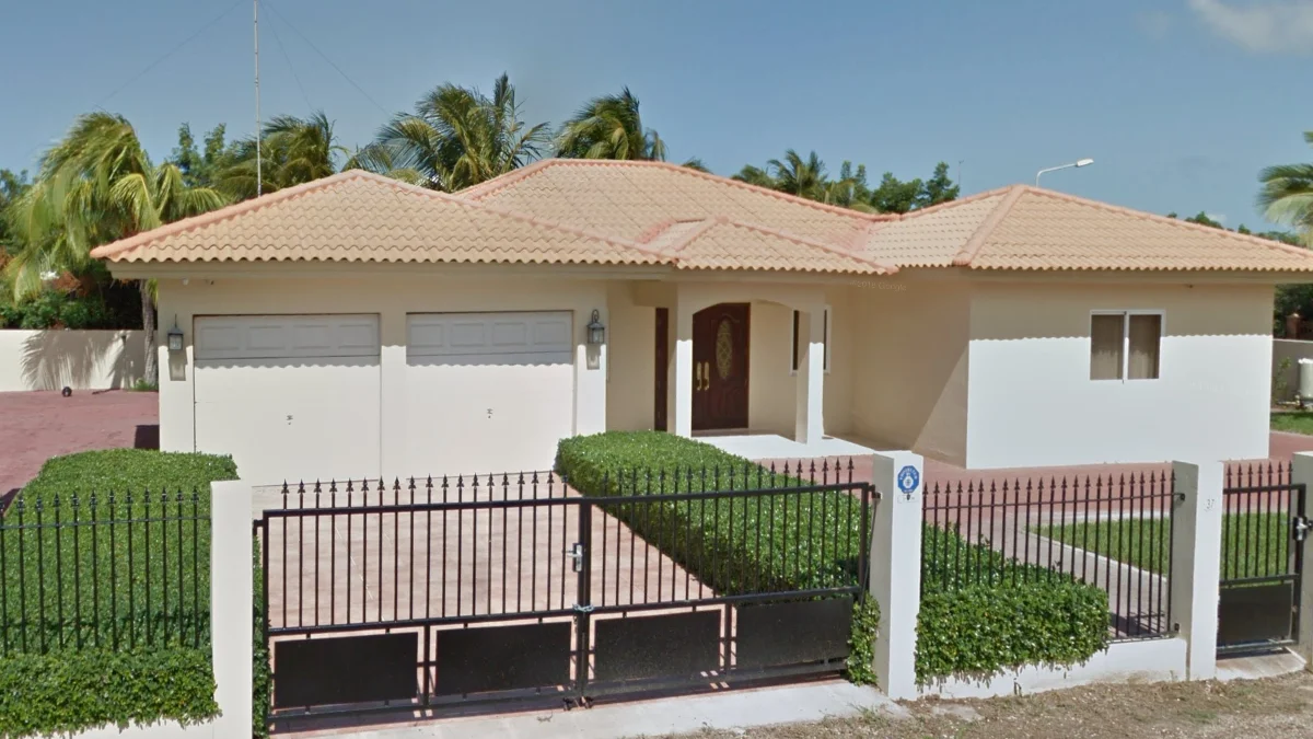 柔和色調單層簡易平房