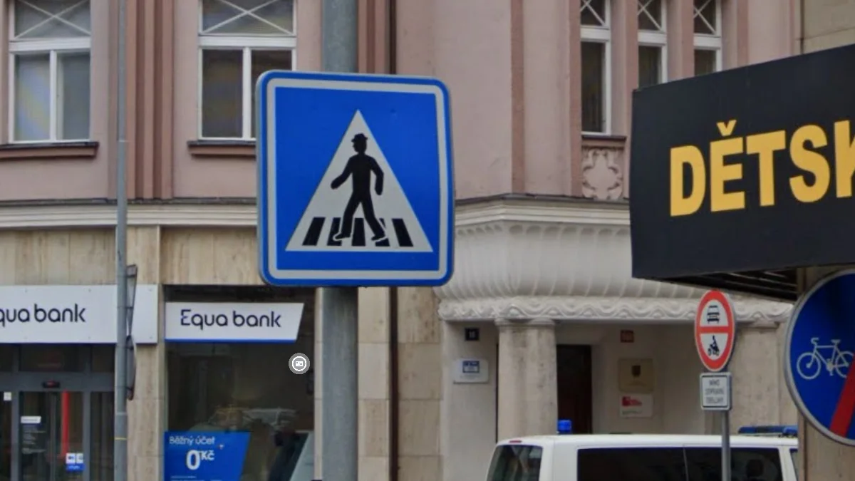 行人標誌五條條紋