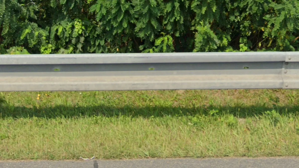 捷克與斯洛伐克特殊B型護欄