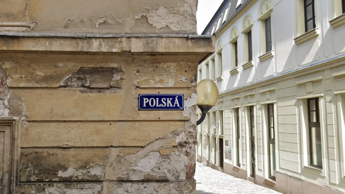 什琴貝爾克藍色滿版文字街道標誌