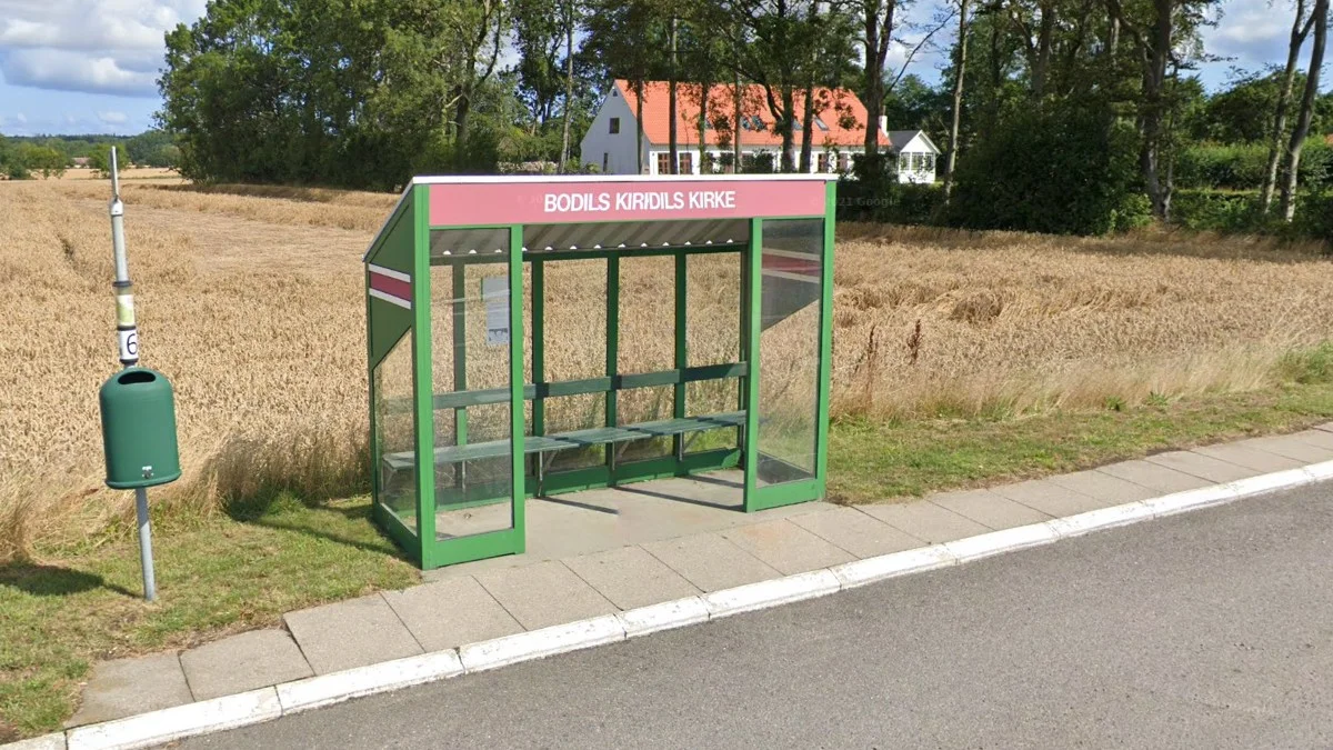 博恩霍爾姆島公車站牌