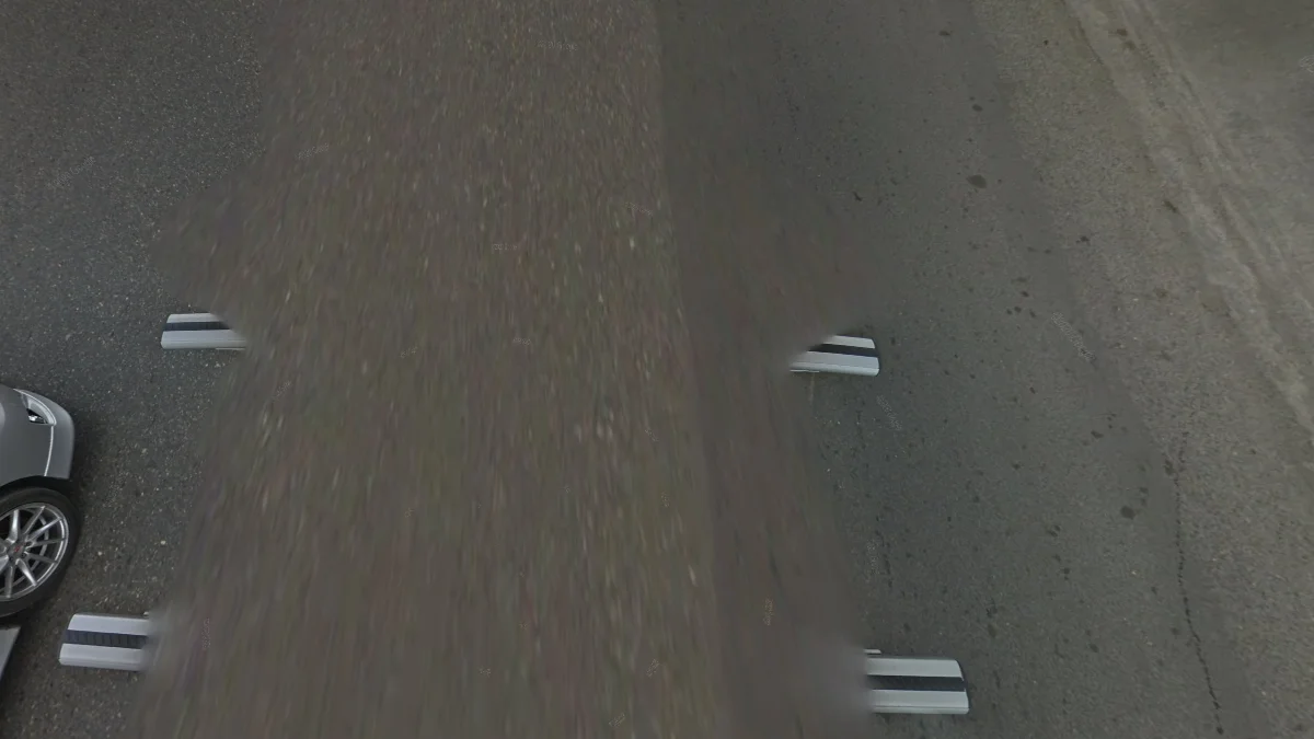 獨特街景車與黑色條紋