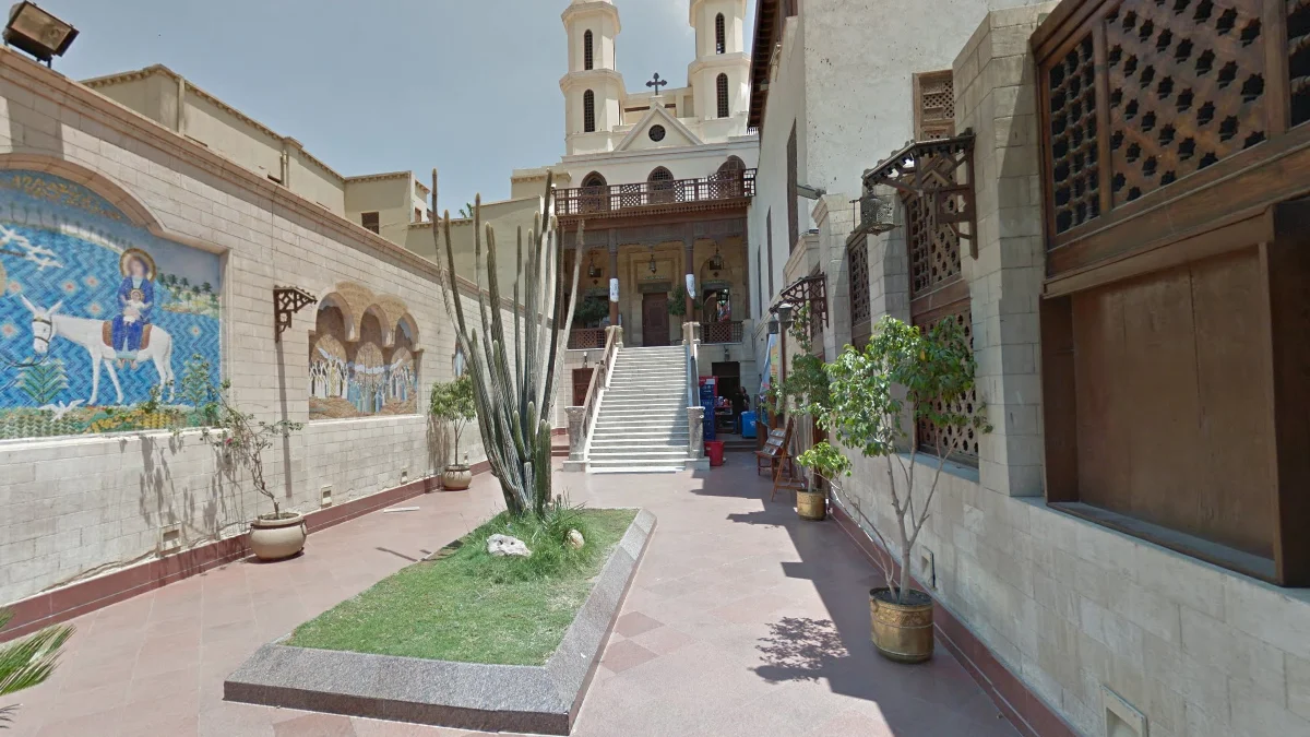 懸空教堂內部庭院