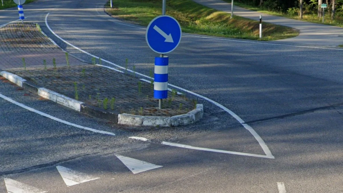 常見藍白色標誌桿包裝