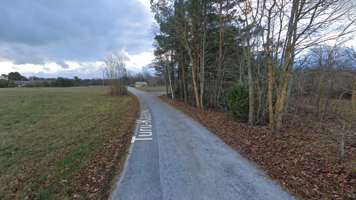 基赫努島深秋陰鬱街景