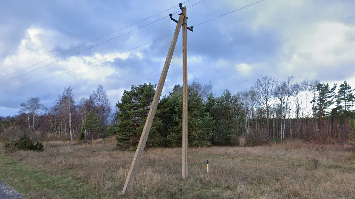 方形混凝土電線桿