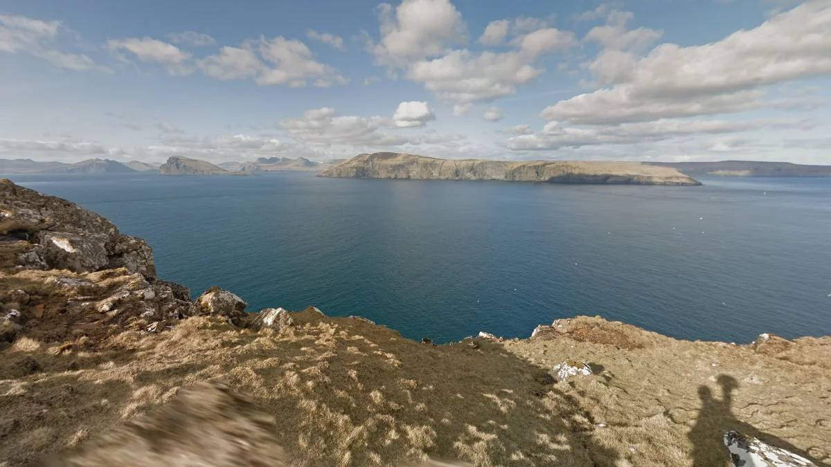 斯科蓬西側寬闊海峽