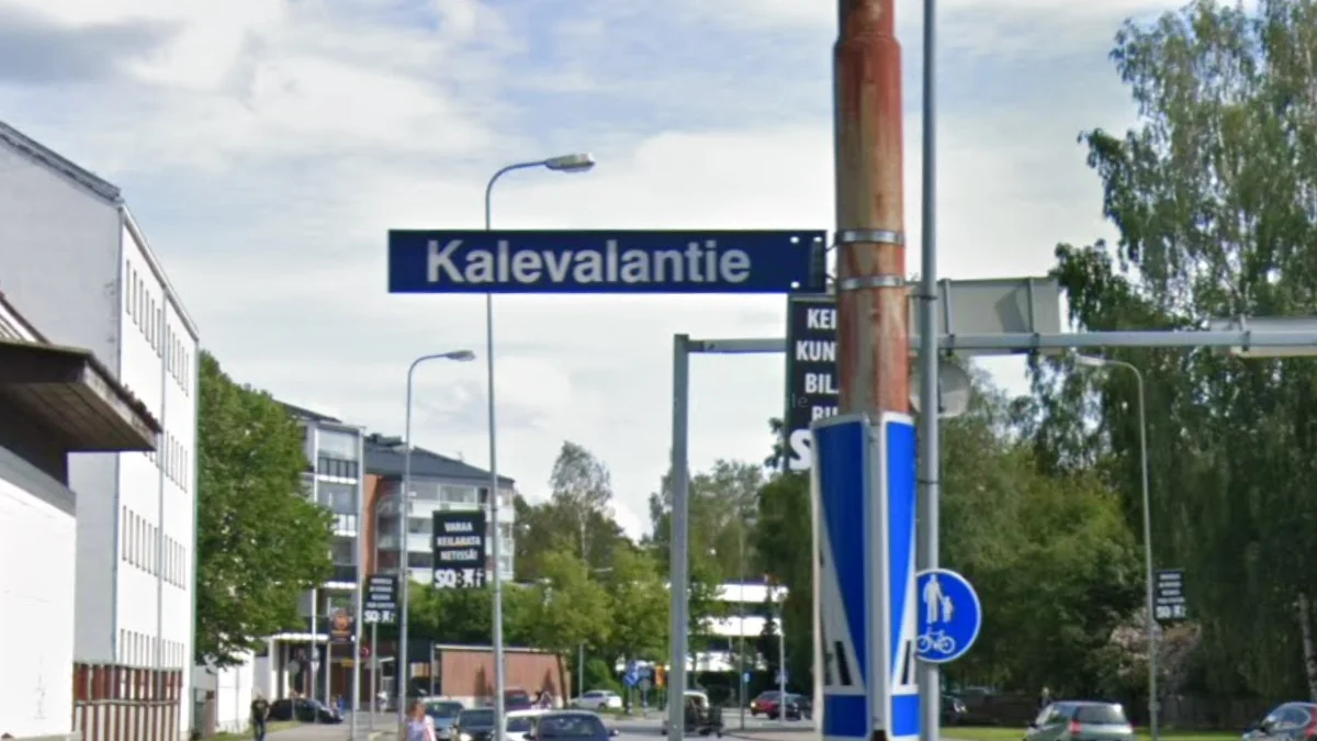 塞伊奈約基藍色街牌