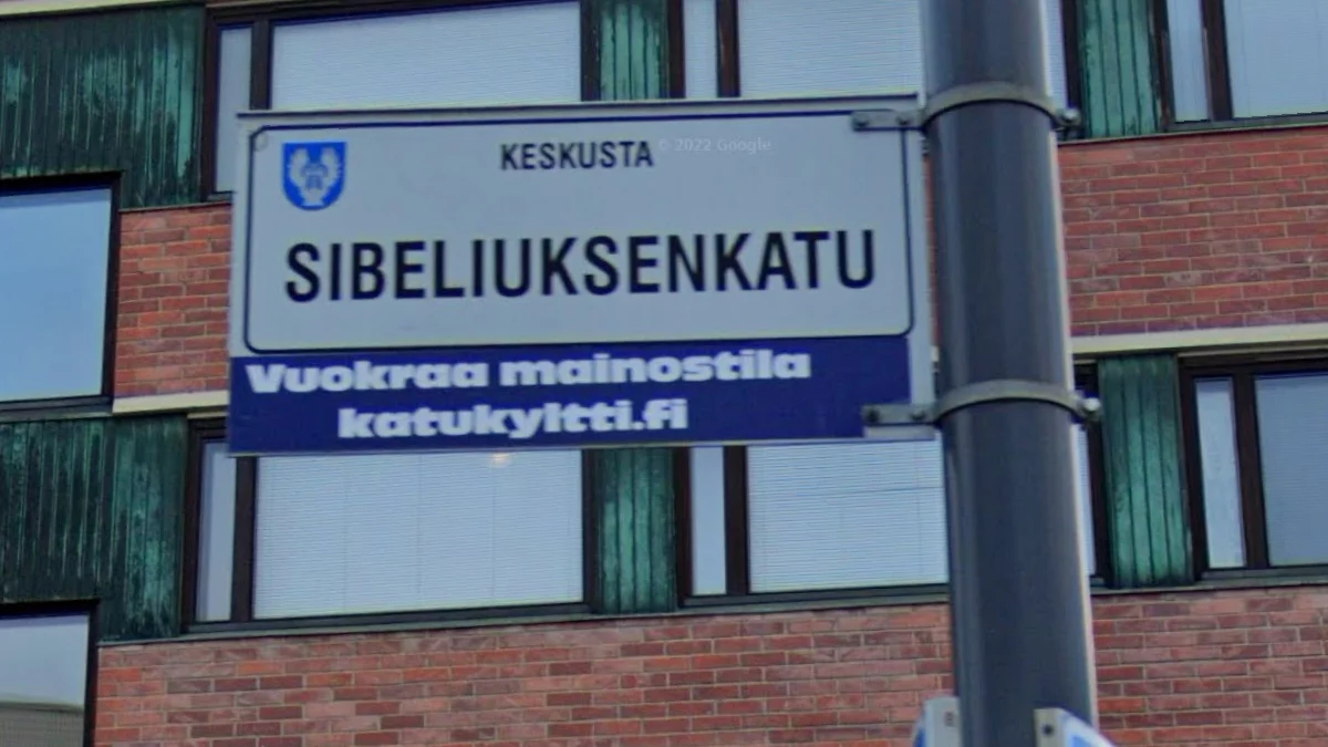 耶爾文佩藍灰徽章街牌