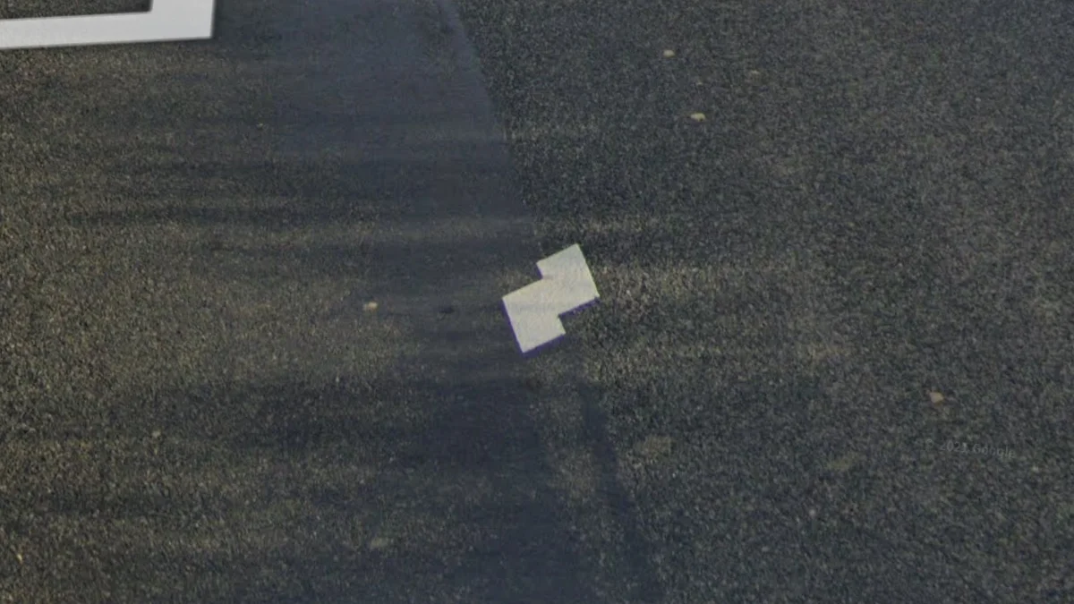 獨特錯開方塊虛線