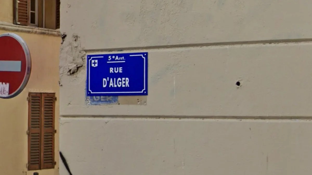 馬賽街牌城市徽章