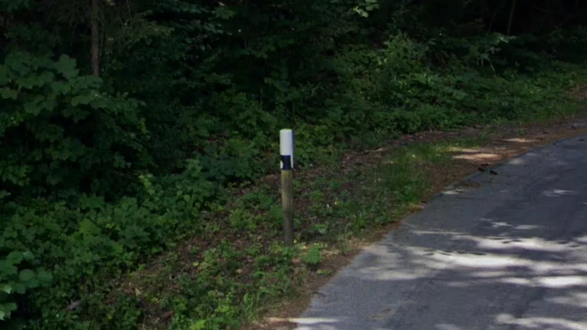 巴伐利亞圓形木製反光柱