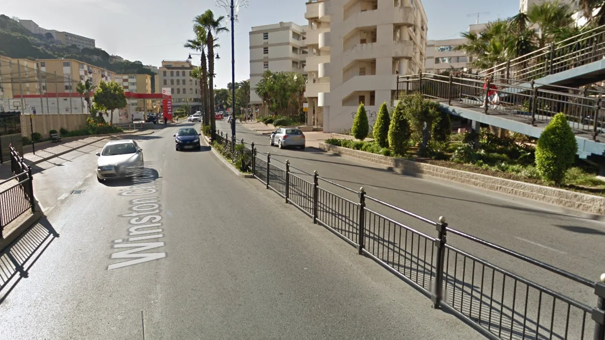 直布羅陀靠右行駛