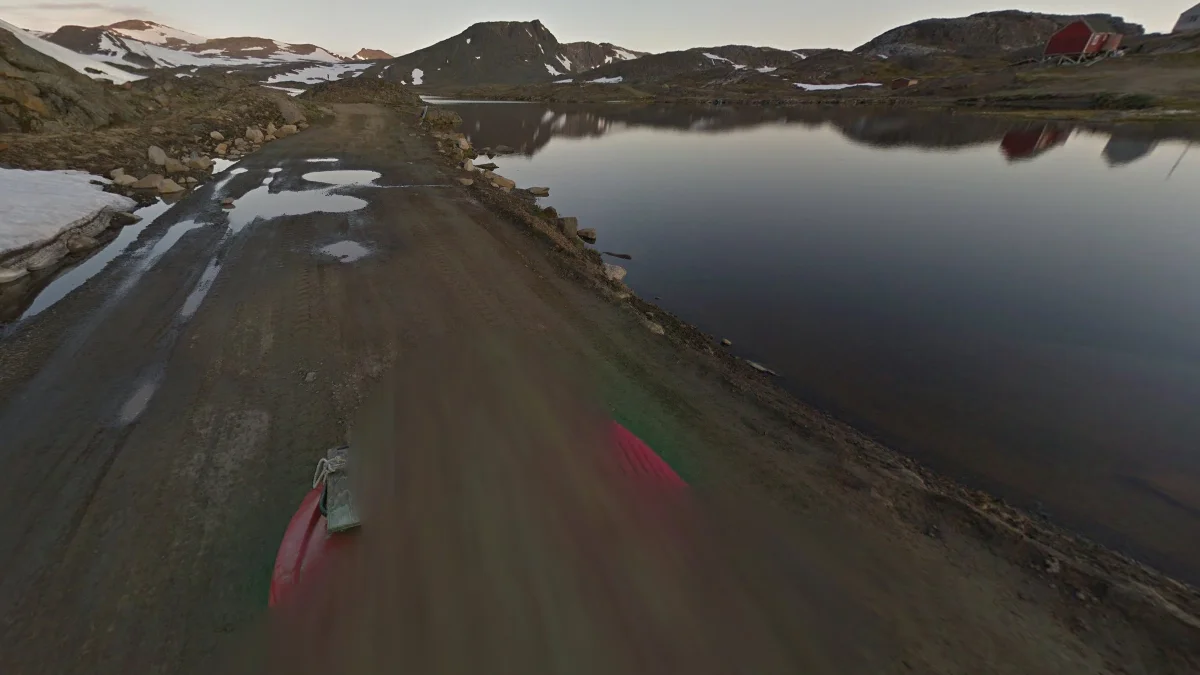 庫盧蘇克島圓形紅色沙灘車