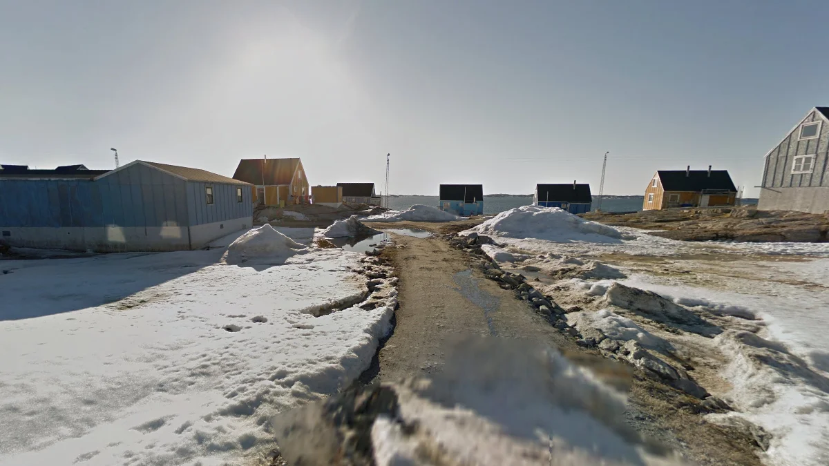 康阿齊亞克路邊融雪