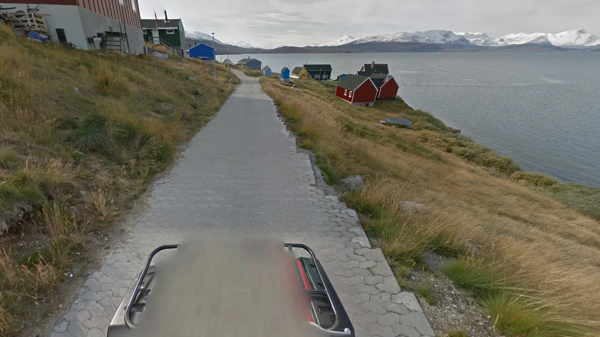 卡皮西利特紅黑沙灘車