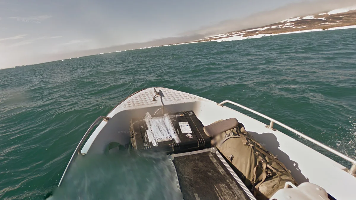 東海岸北部黑箱格紋船