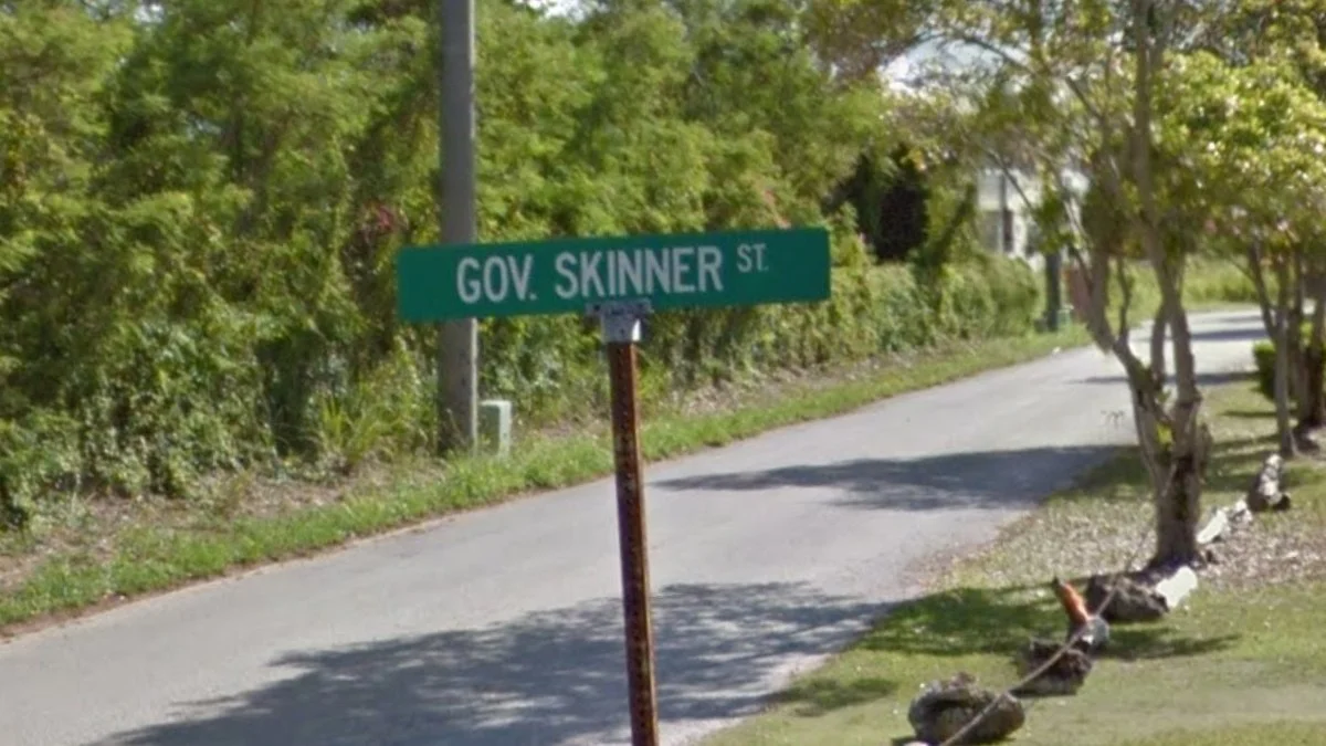 關島特有綠色路牌