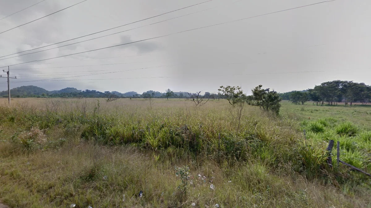 北部略微平坦地形