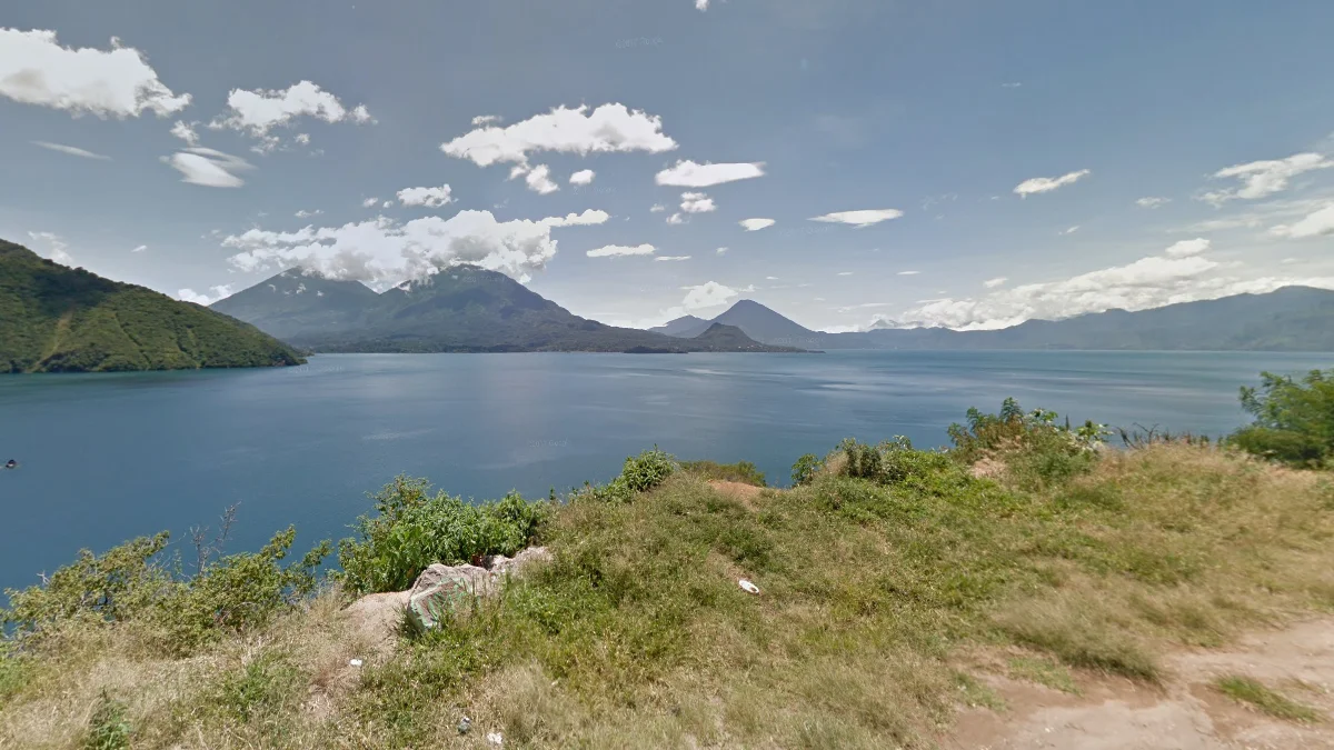 阿蒂特蘭湖與蒂卡爾