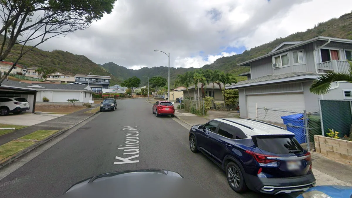 歐胡島檀香山與陡峭山丘