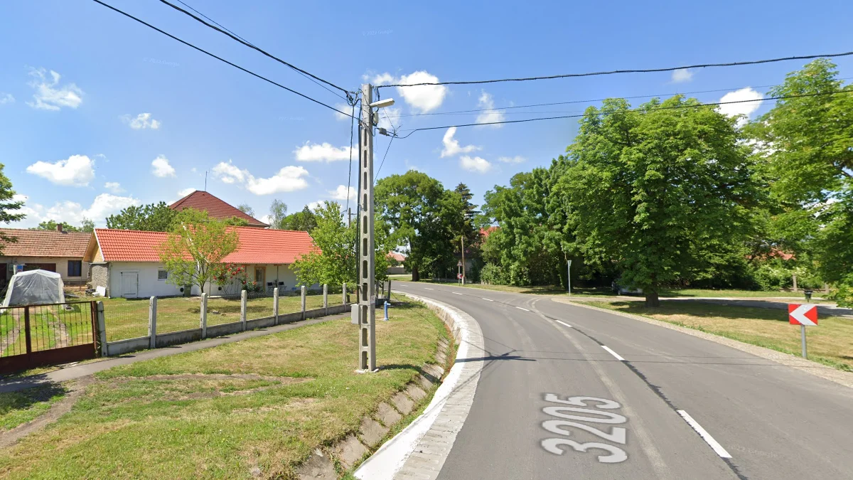 混凝土多孔電線桿