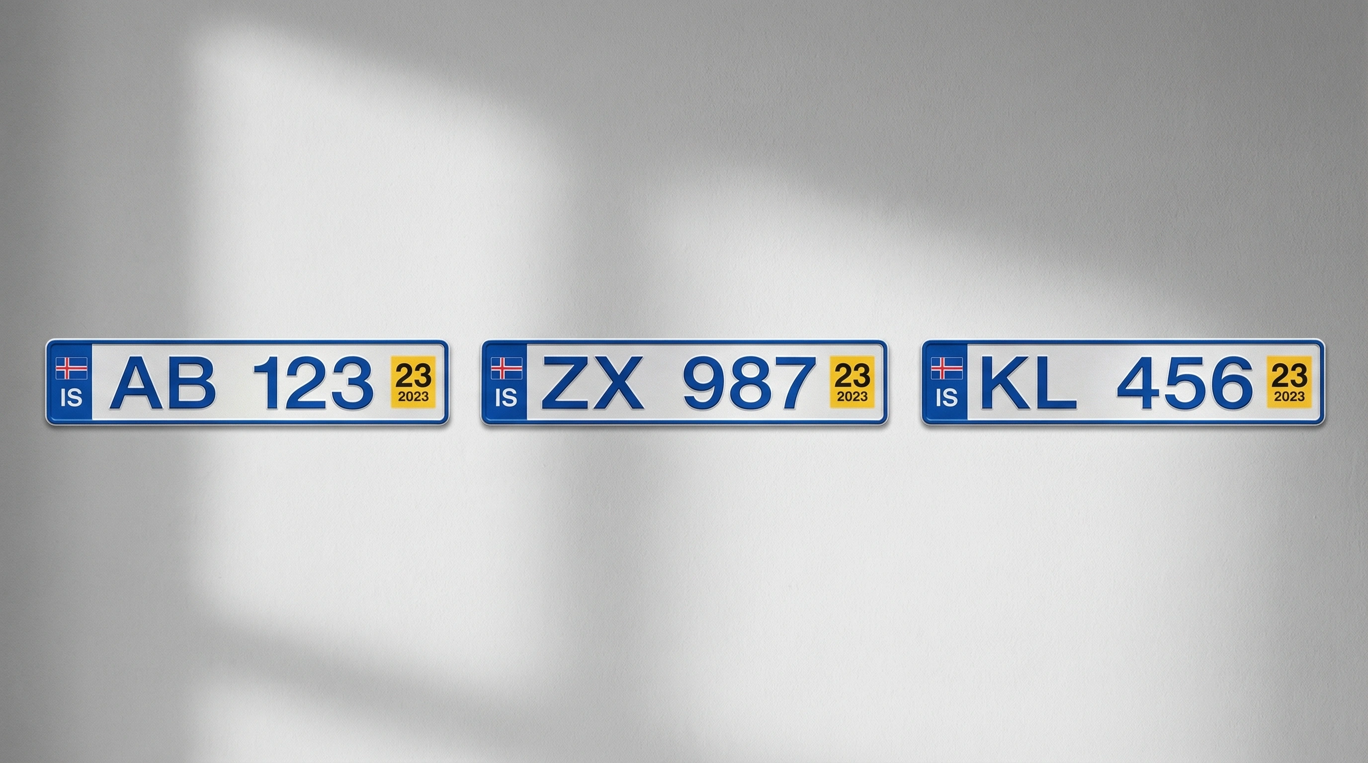 冰島藍字白底車牌