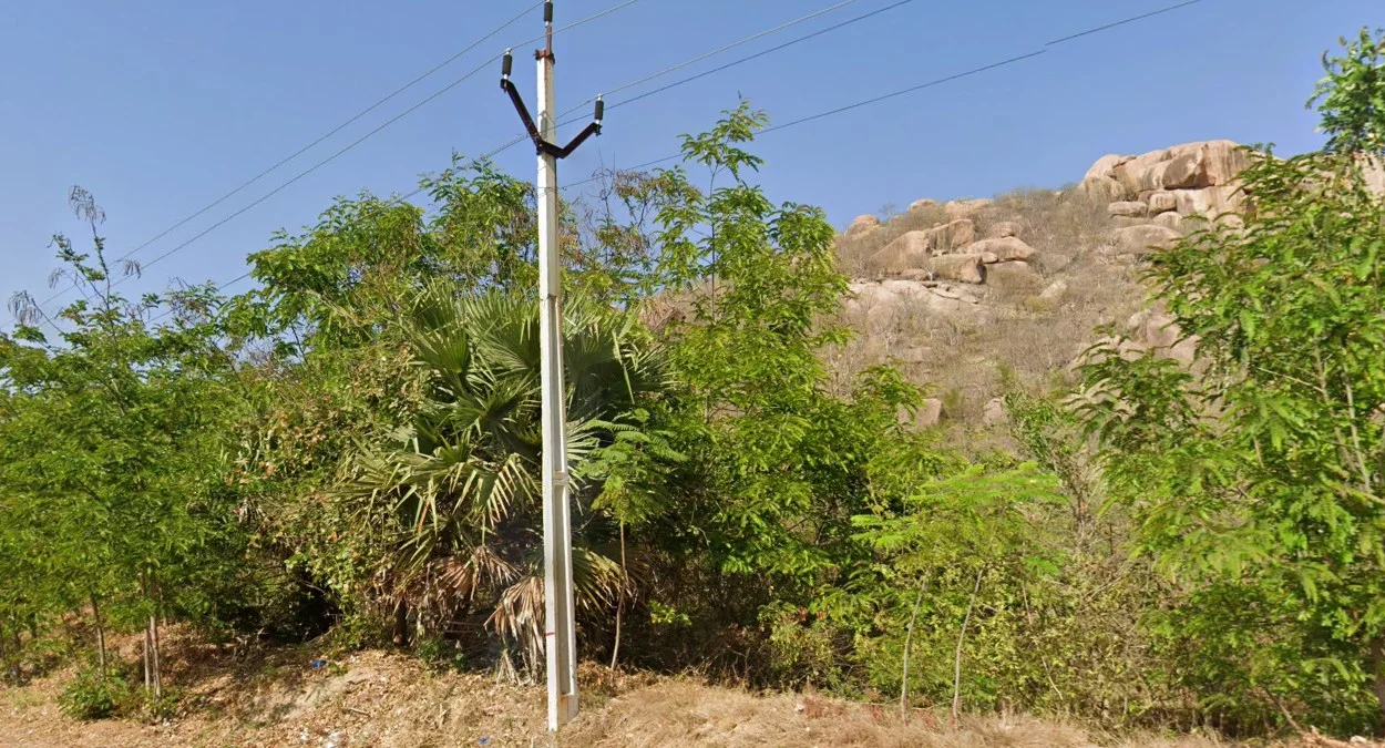 安得拉邦兩段式電線桿