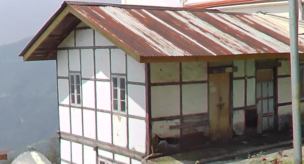 東北部方形面板房屋