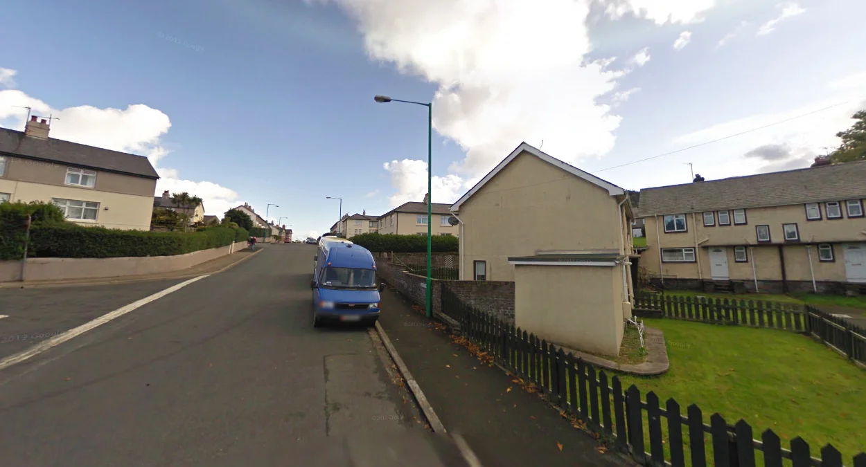 拉姆西卡斯爾敦全綠燈柱