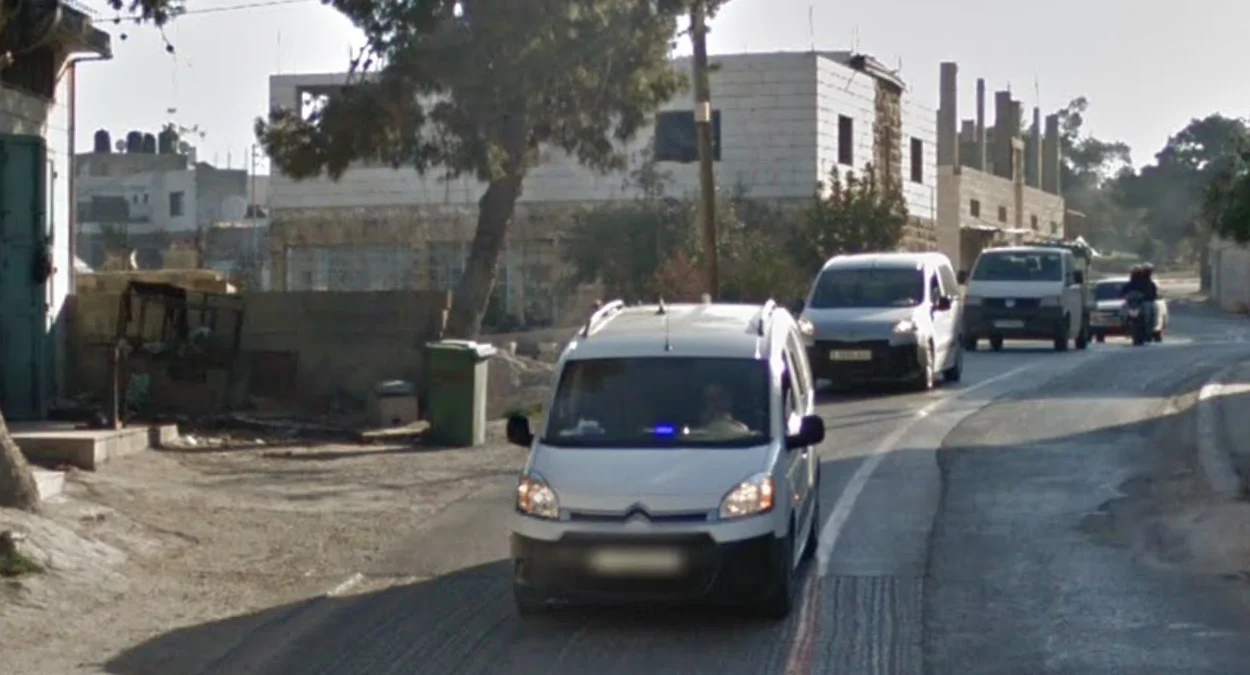 耶路撒冷周邊白色雪鐵龍隨行車