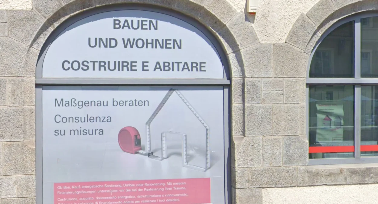 南提洛爾德語雙語標誌