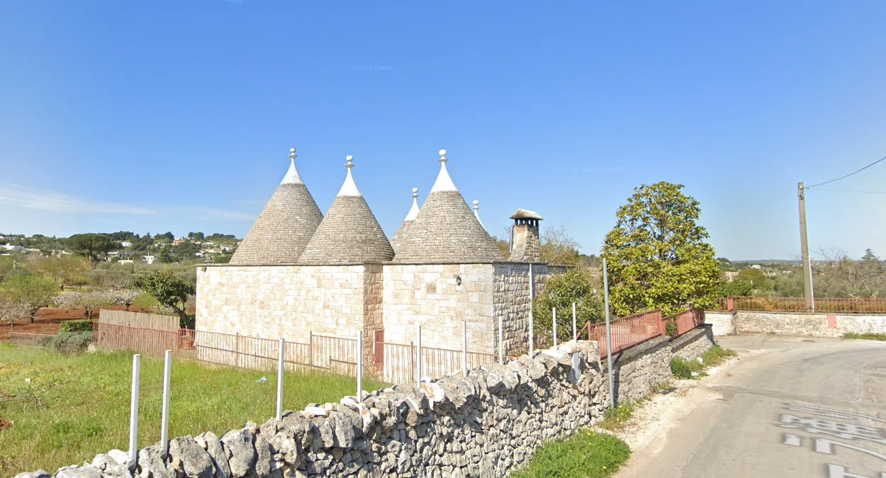 伊特里亞山谷特魯利屋頂