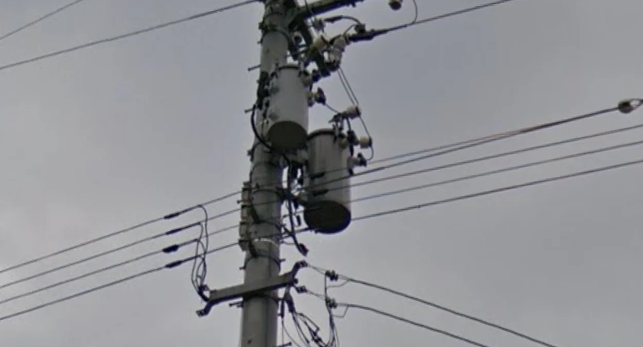 北陸電桿燈形絕緣體