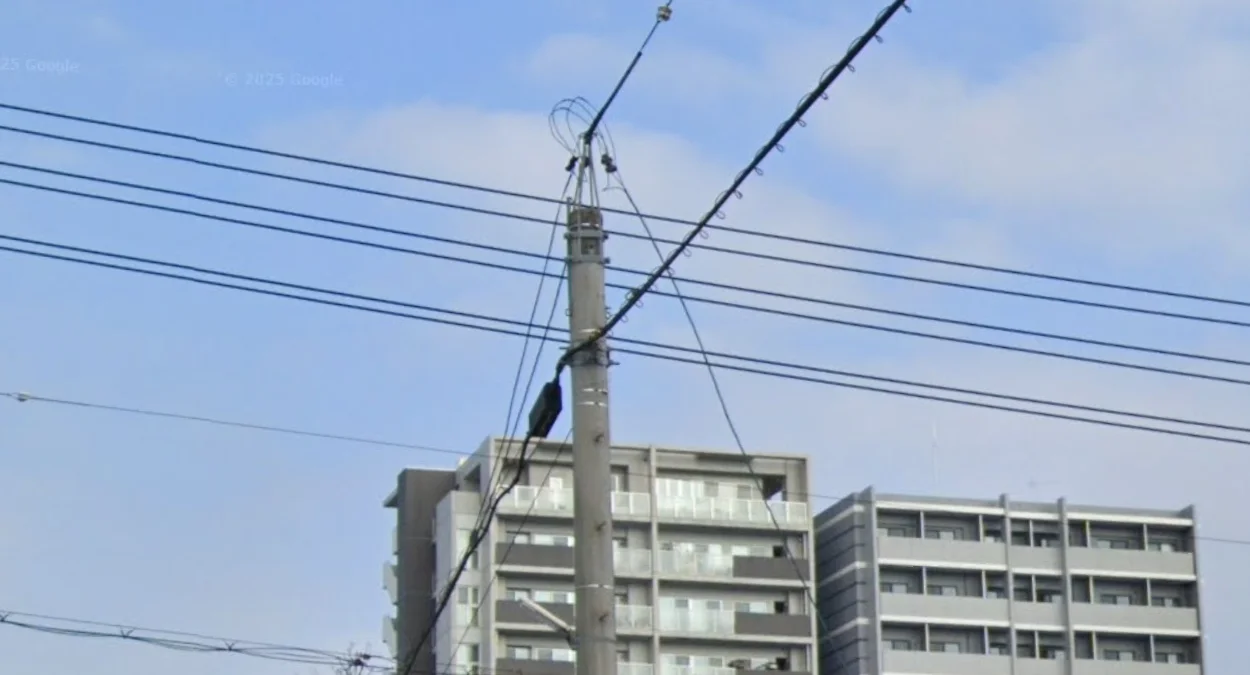 中國地區電桿四細桿頂