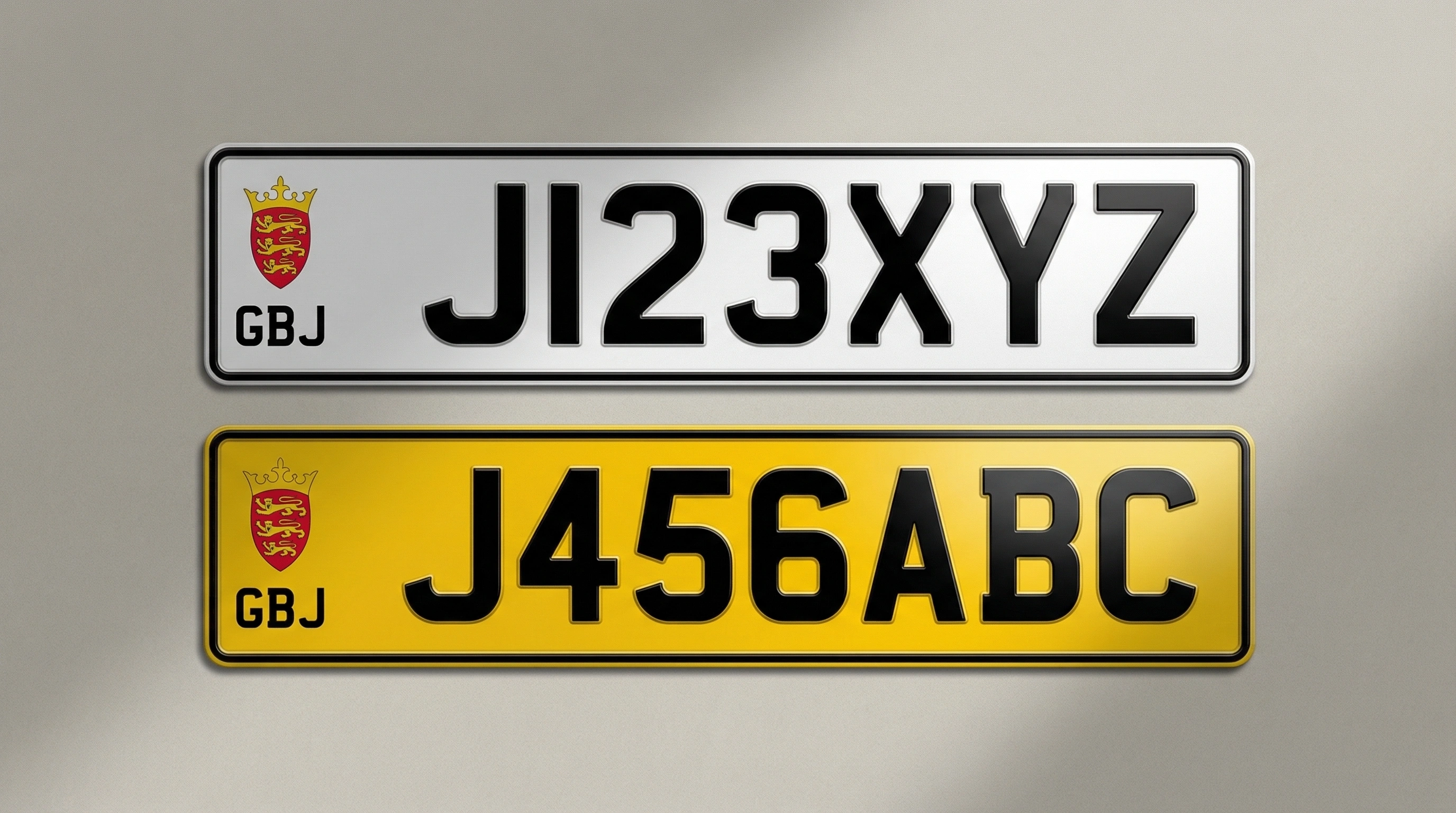紅白黃車牌與J字盾徽