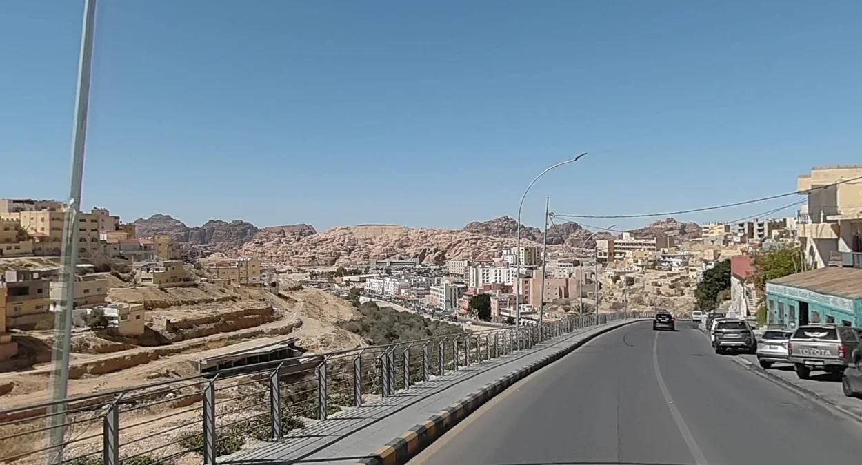 瓦迪穆薩球狀山脈